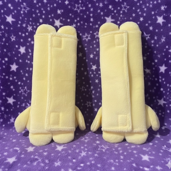 Pompompurin Seatbelt Covers Set - Picture 5 of 8
